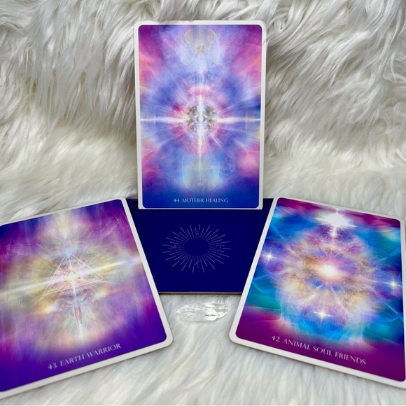 Angelic Lightwork Healing Oracle - LIKE NEW - Picture 3 of 4